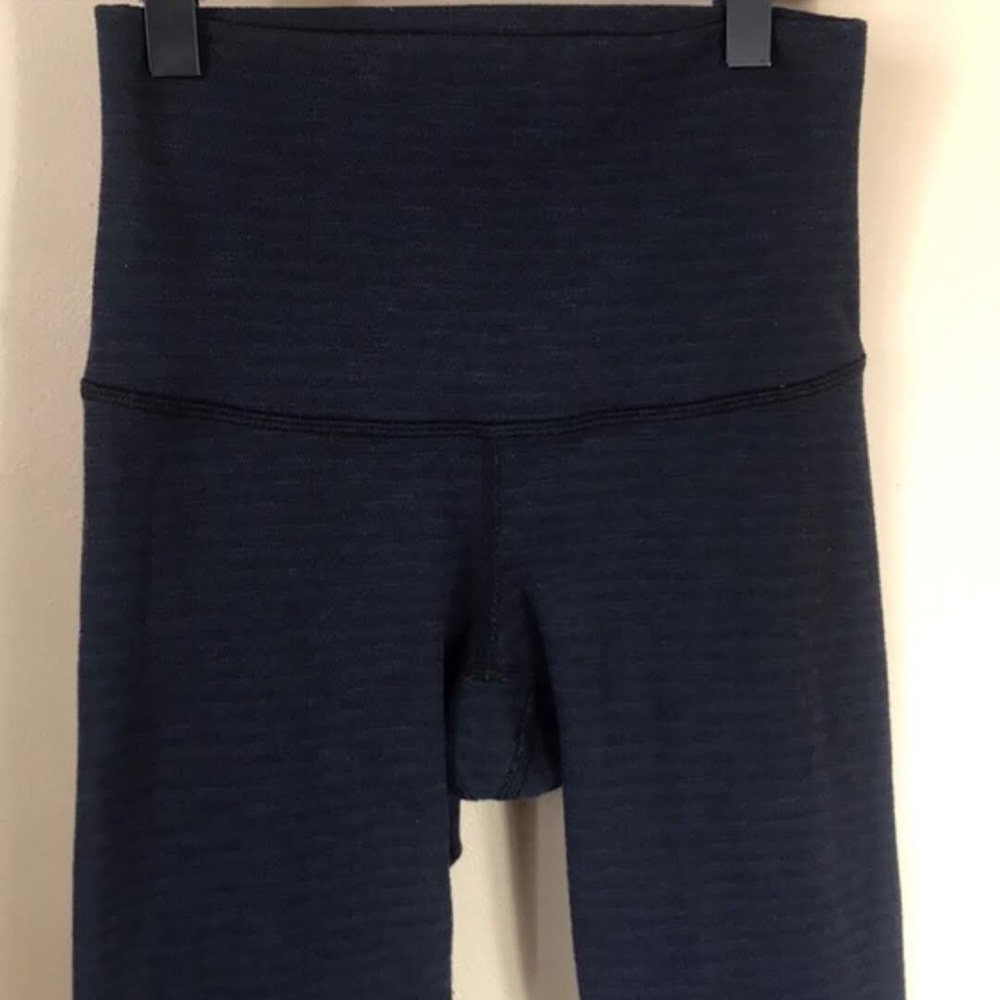 Lululemon leggings - Picture 4 of 7